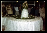 1981_07_00_helenice_wedding_cake.jpg