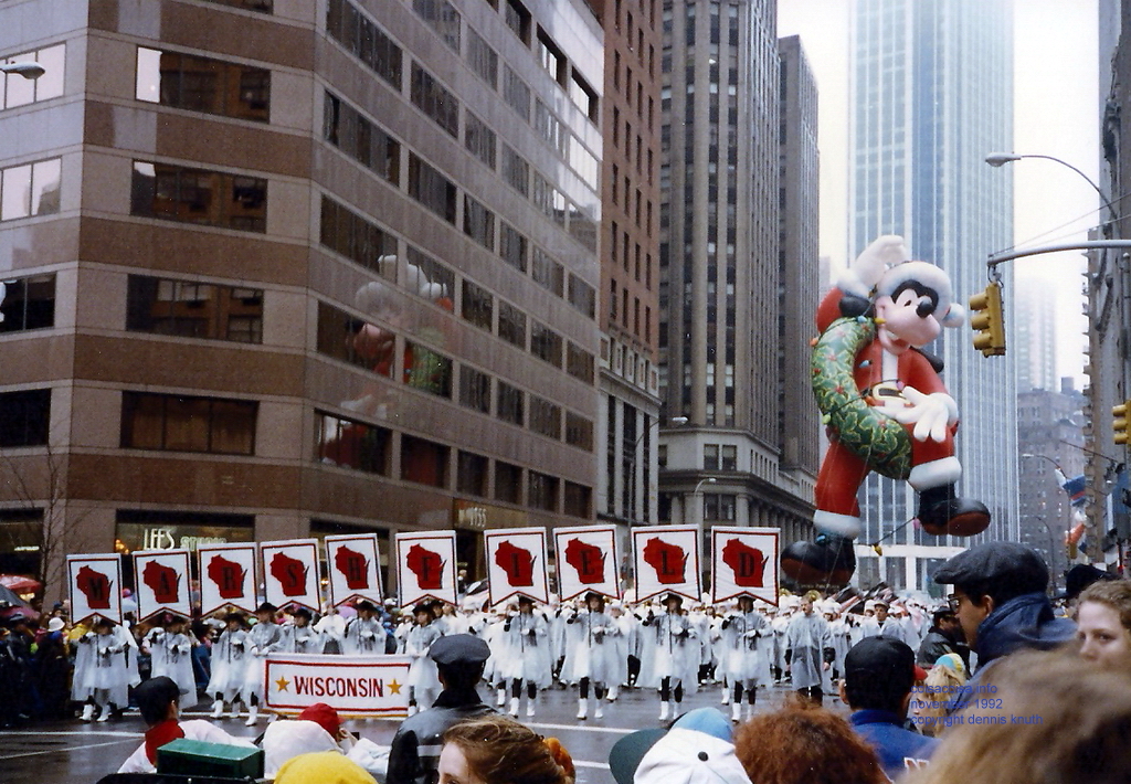 Wisconsin Band opens Macy's Thanksgiving Parade