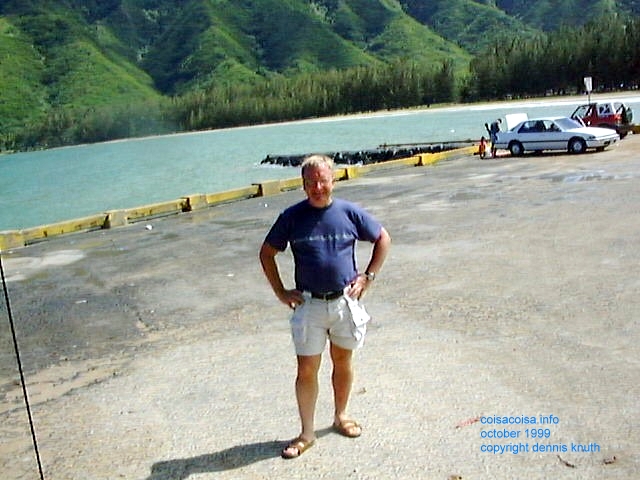 Dennis Knuth in Shorts in Hawaii 1999