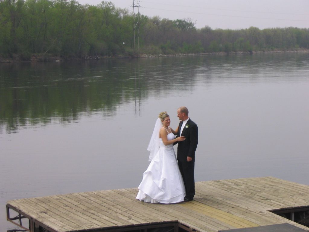 Getting read for wedding photos on the Chippewa River