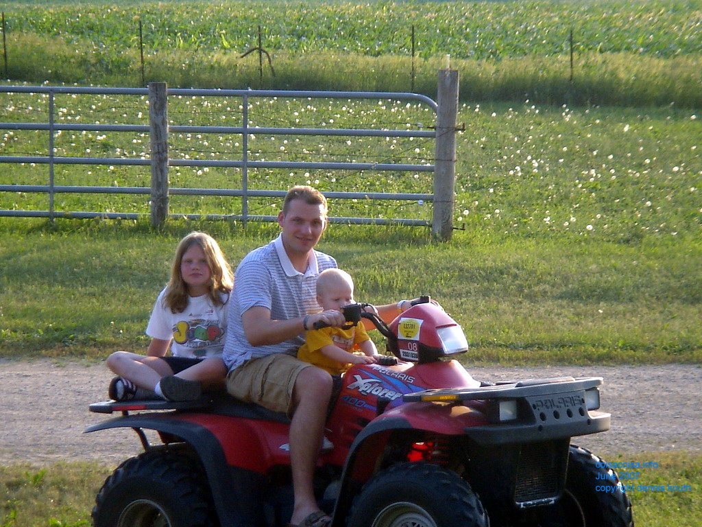 Uncle Justin give Kelsey and Jared a ride