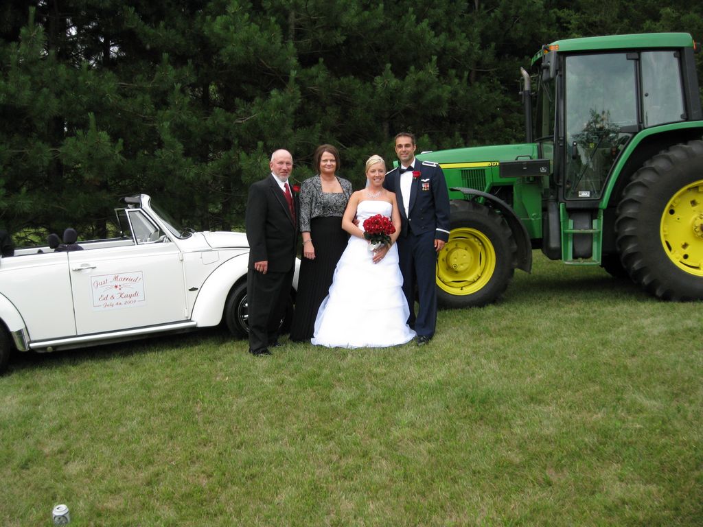Tractor Fatbug Parents and Newlyweds