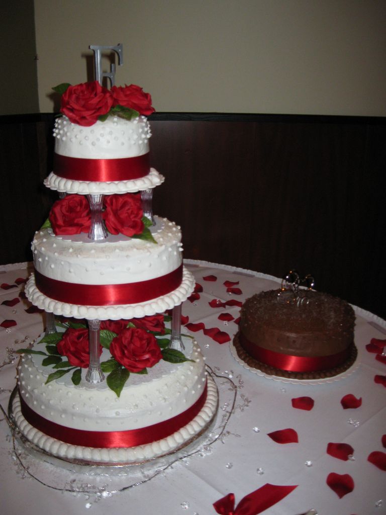 Wedding Cake of Ed and Kaydi Fattman in July 2009