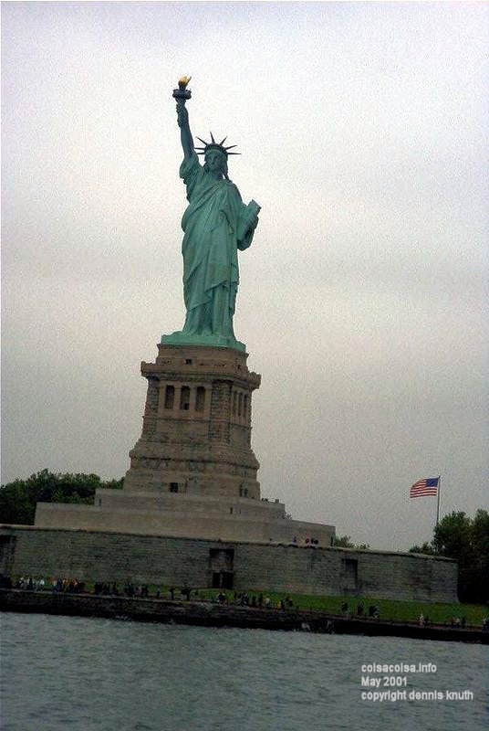 Erect Statue Liberty