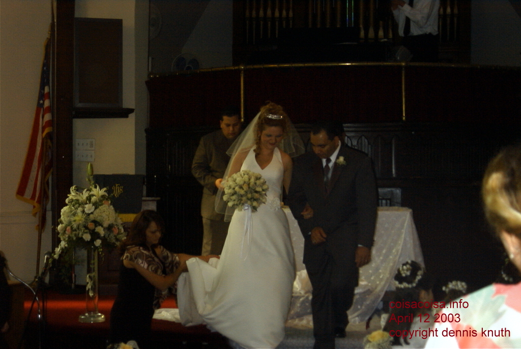 
rosangela_wedding_during_2003_0412_09.jpg (large)