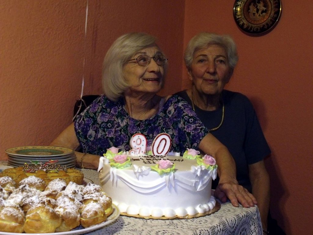 90th Birthday Cake (large)