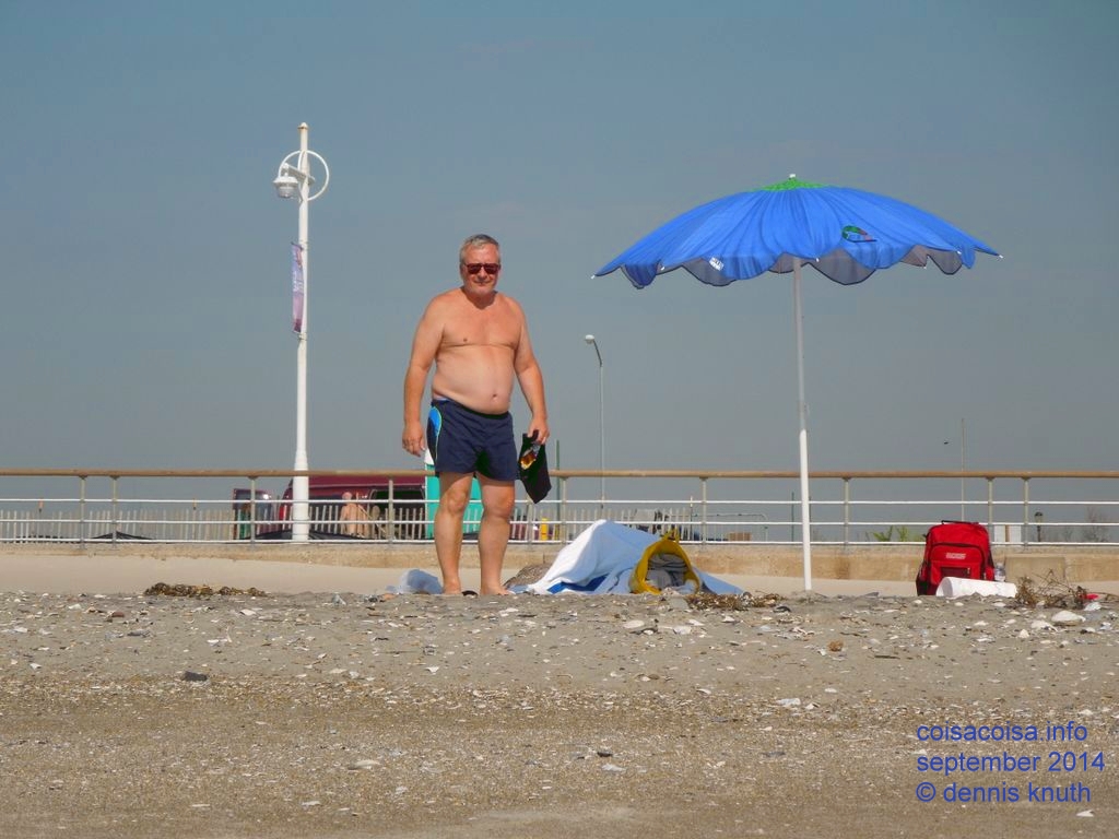 Dennis Knuth is fat in this beach picture