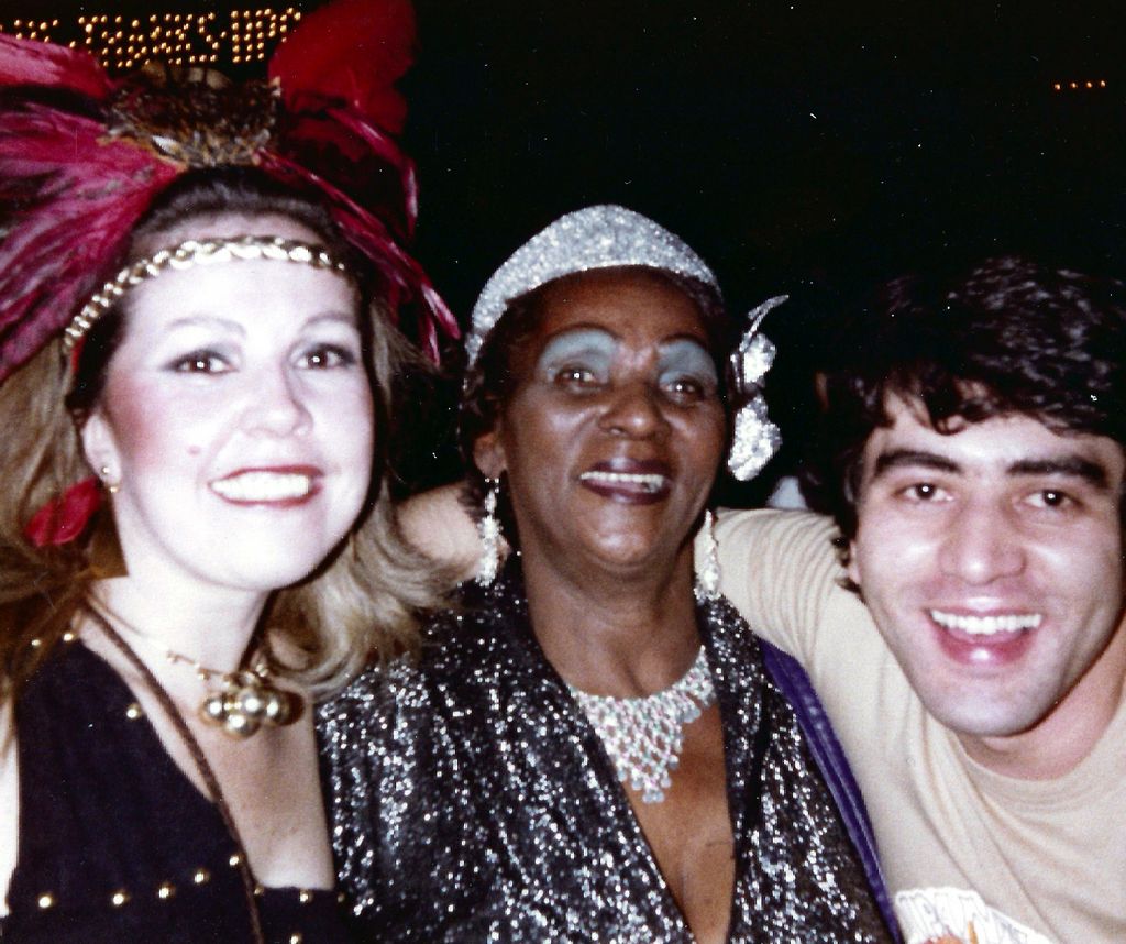 carnival_tony_and_friends.jpg (large)