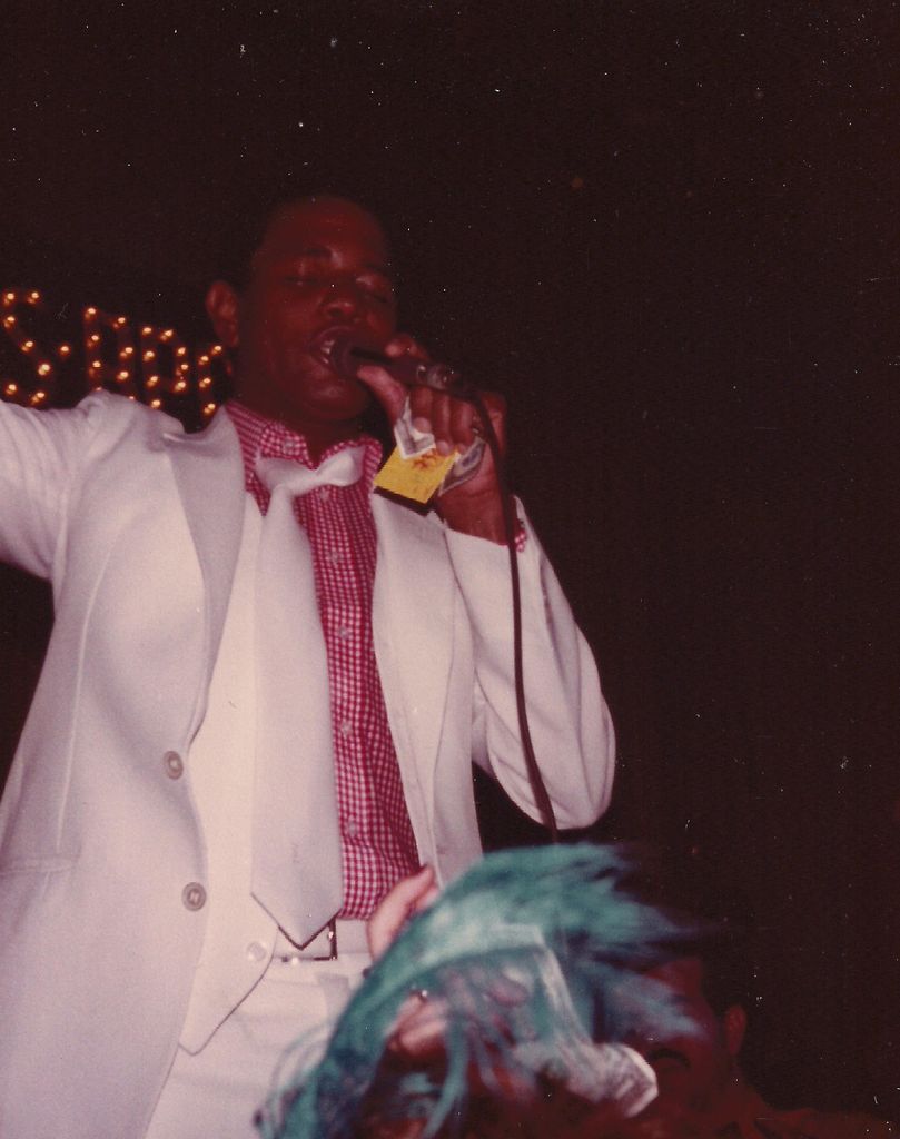 entertainers_01.jpg (large)