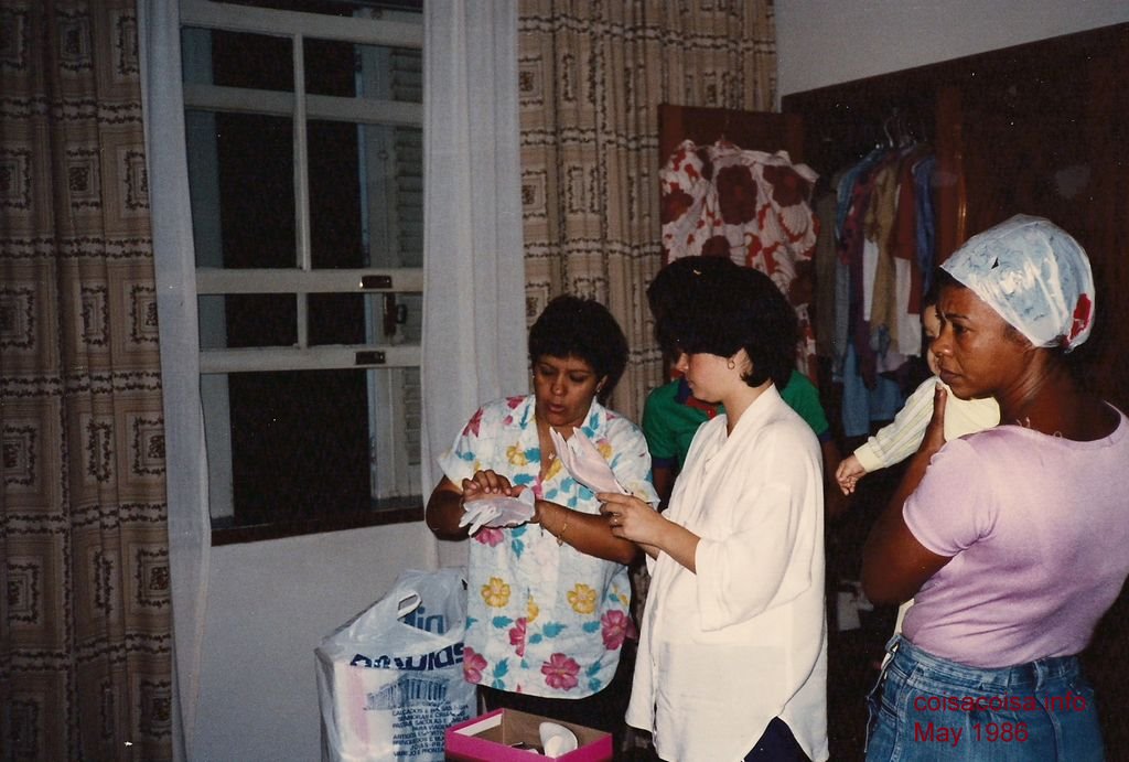 Brazilian wedding gloves