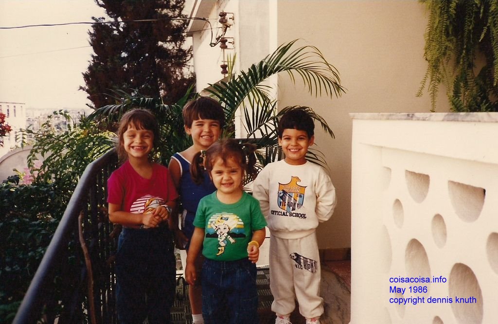 1986_05_porch_family_005.jpg (large)