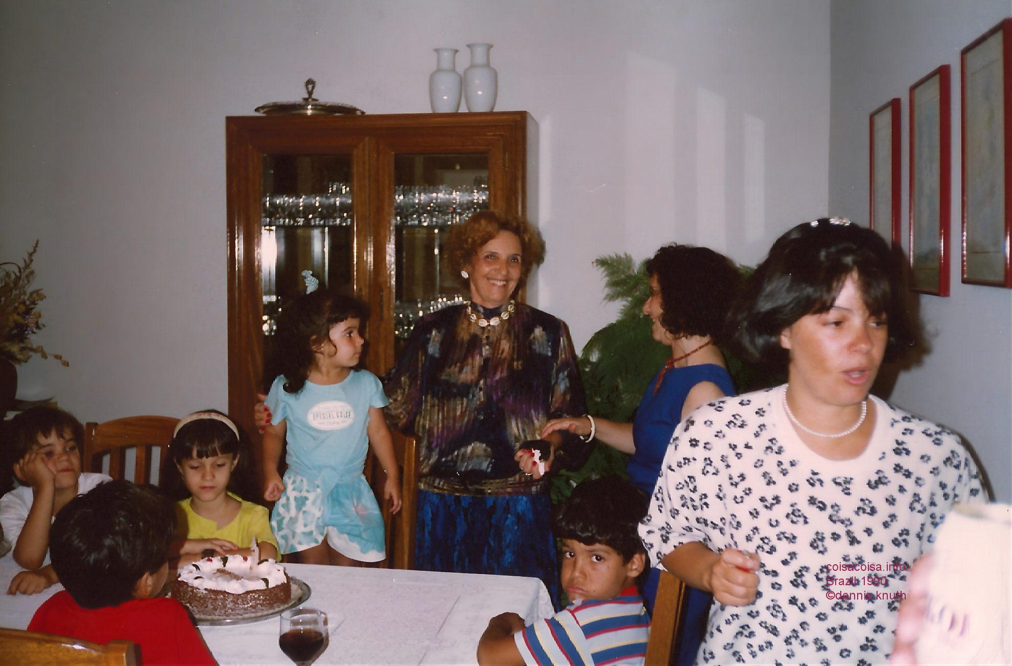 1990_01_belo_bday_guests_helenice_2.jpg (large)