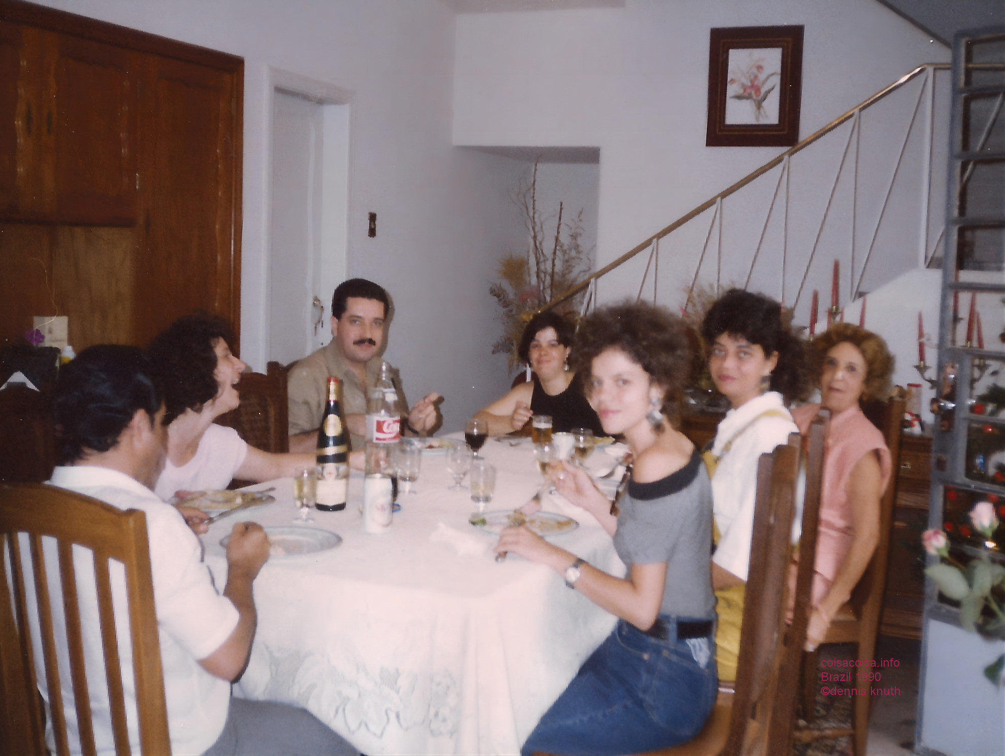 1990_01_belo_dining_ricardo_other_family_02_2.jpg (large)