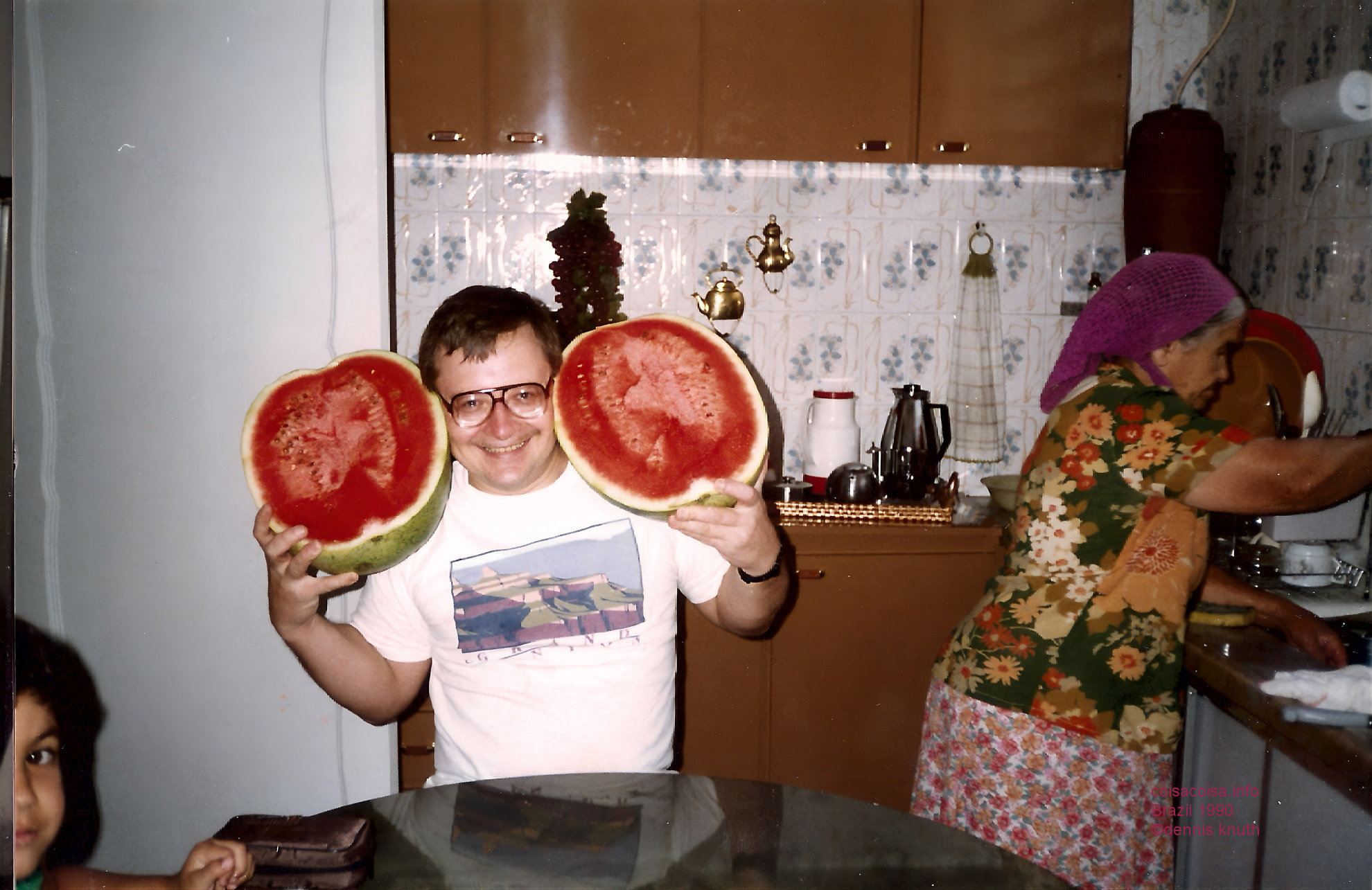 1990_01_belo_the_help_dennis_waterrmelon_2.jpg (large)