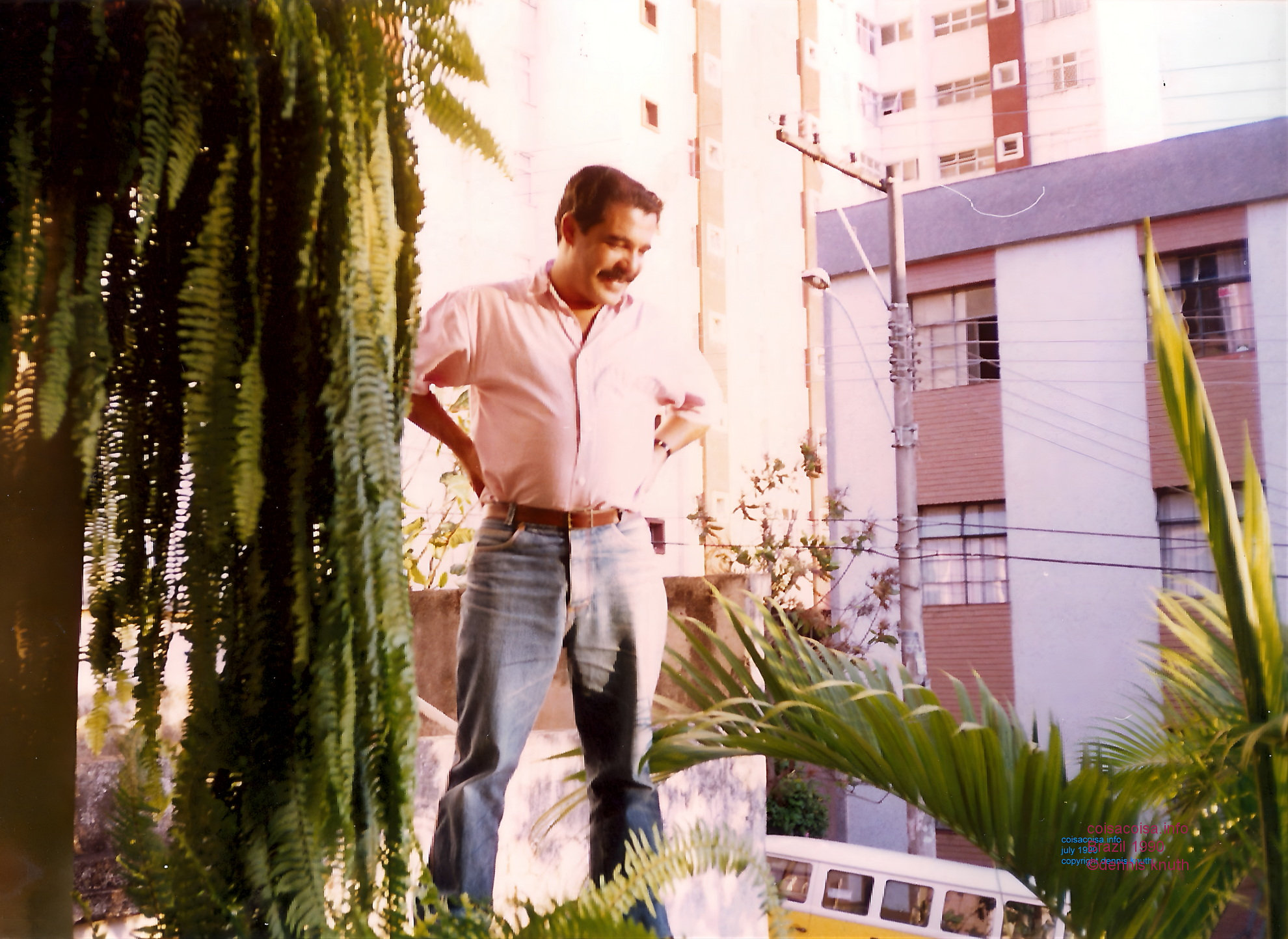 1990_01_belo_porch_helvio_01_2.jpg (large)