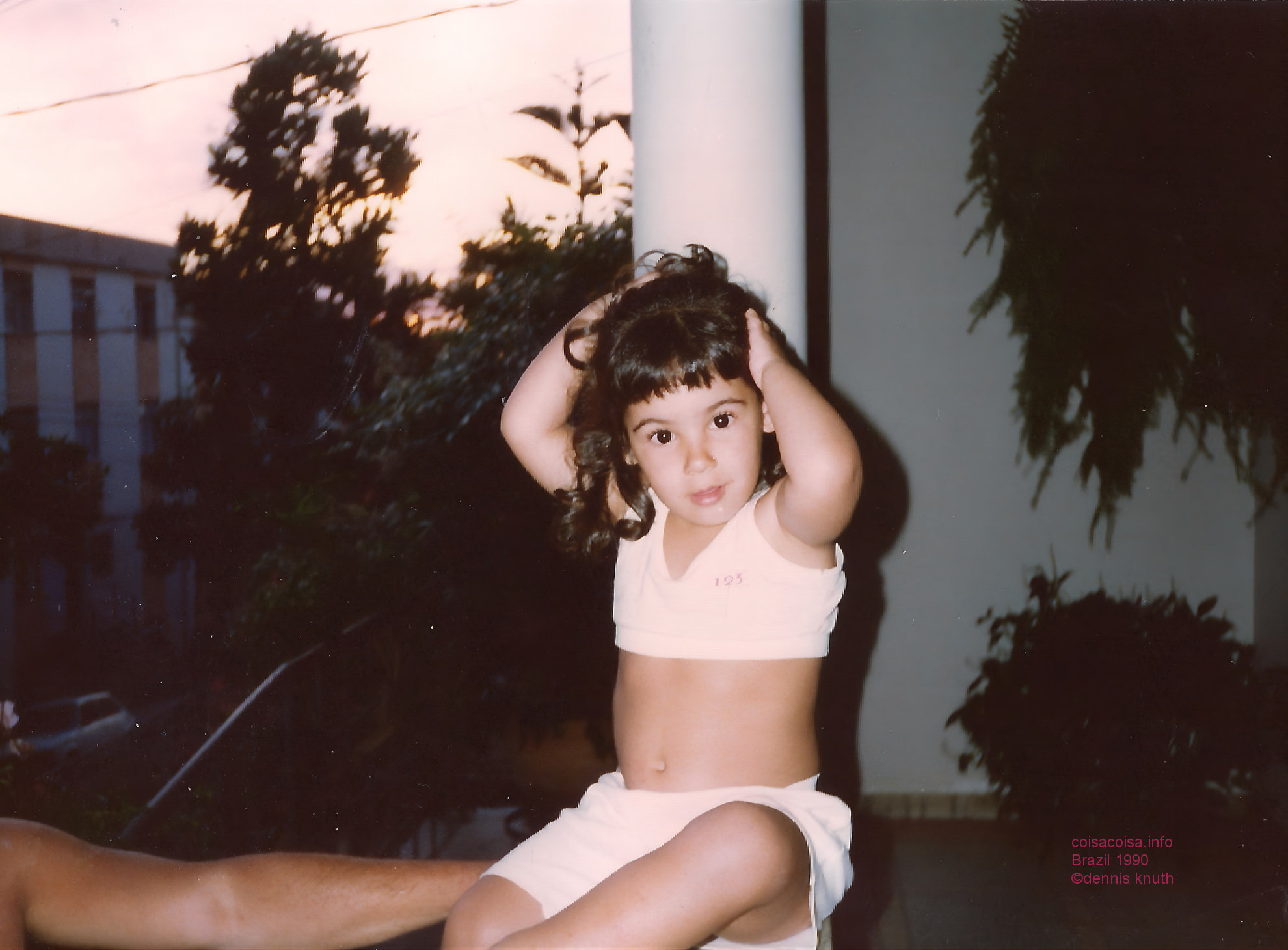 1990_01_belo_porch_viv_03_2.jpg (large)