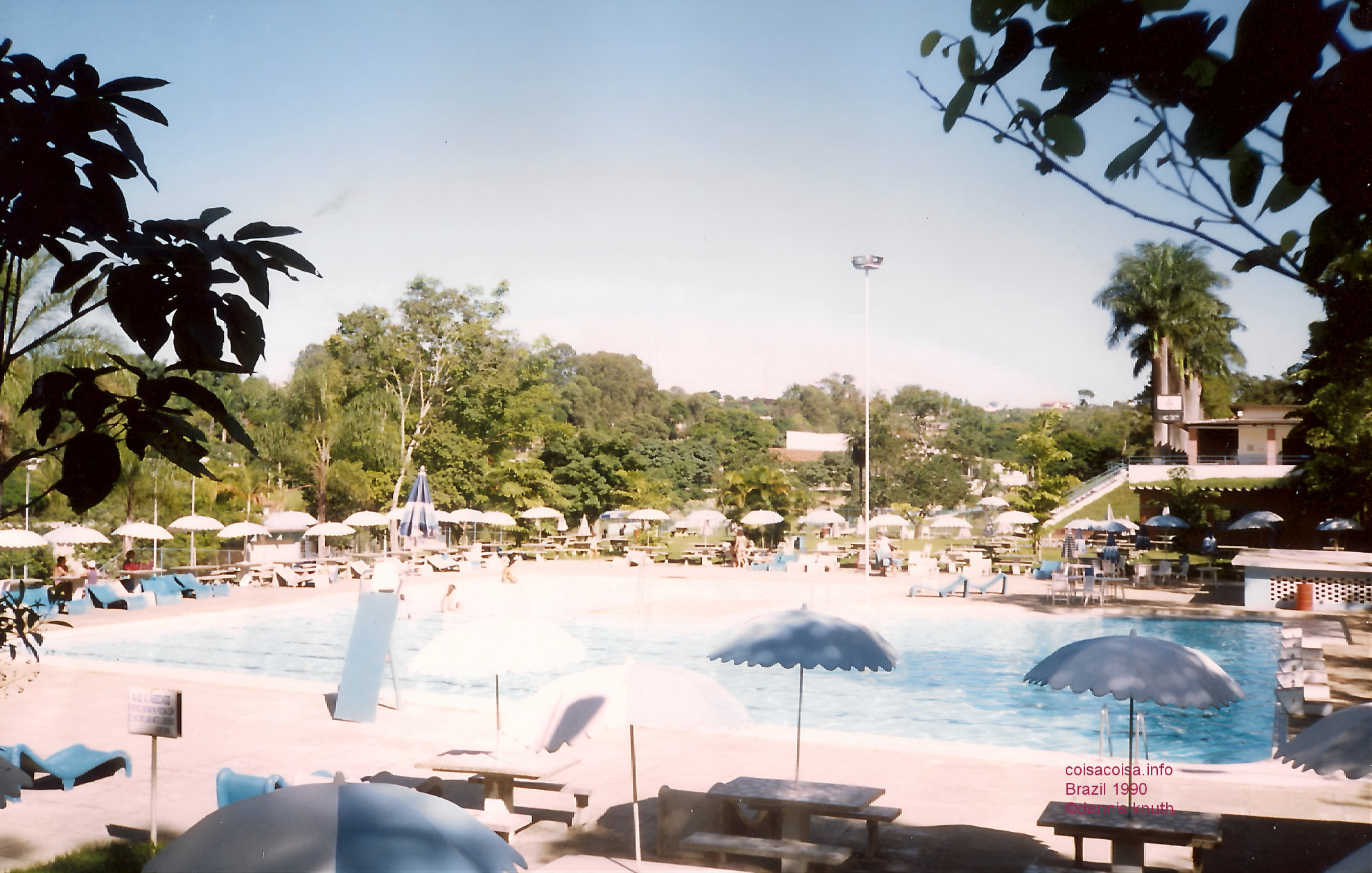 1990_01_belo_social_club_01_2.jpg (large)