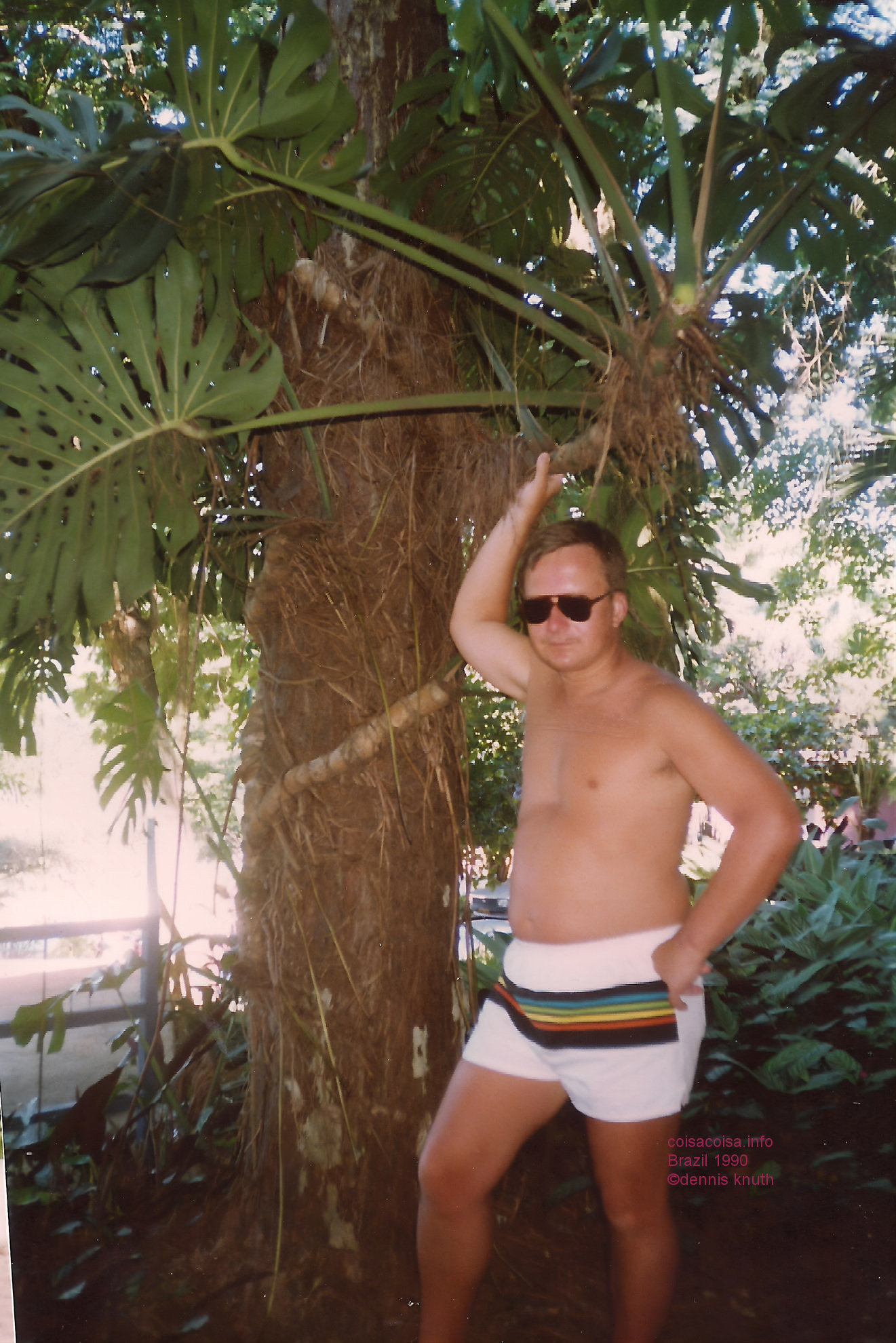 1990_01_belo_social_club_dennis_01_2.jpg (large)