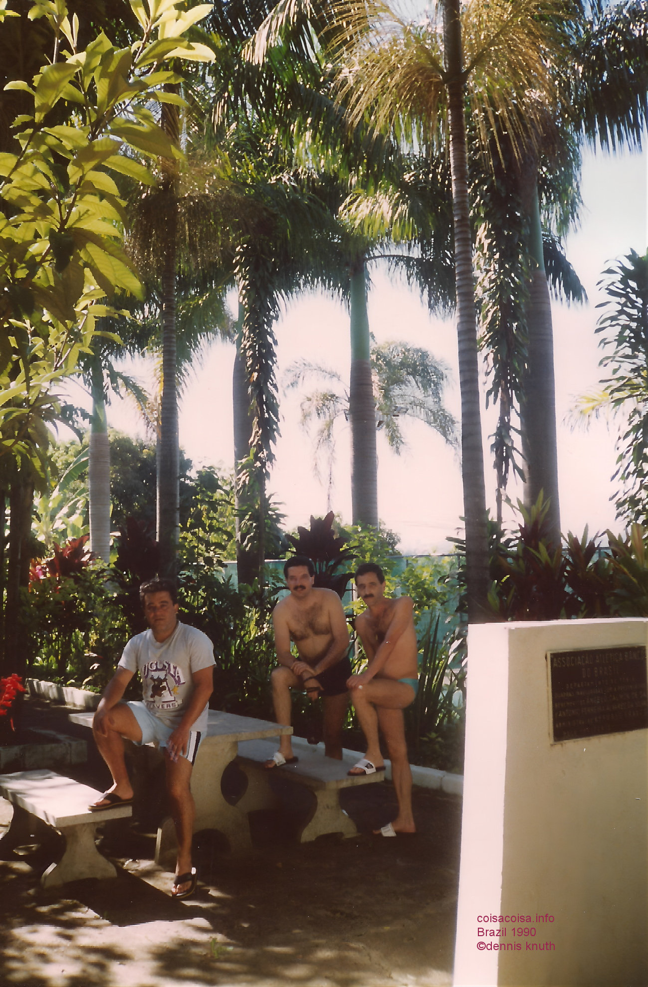 1990_01_belo_social_club_helton_tarcisio_ricardo_bro_in_law_01_2.jpg (large)