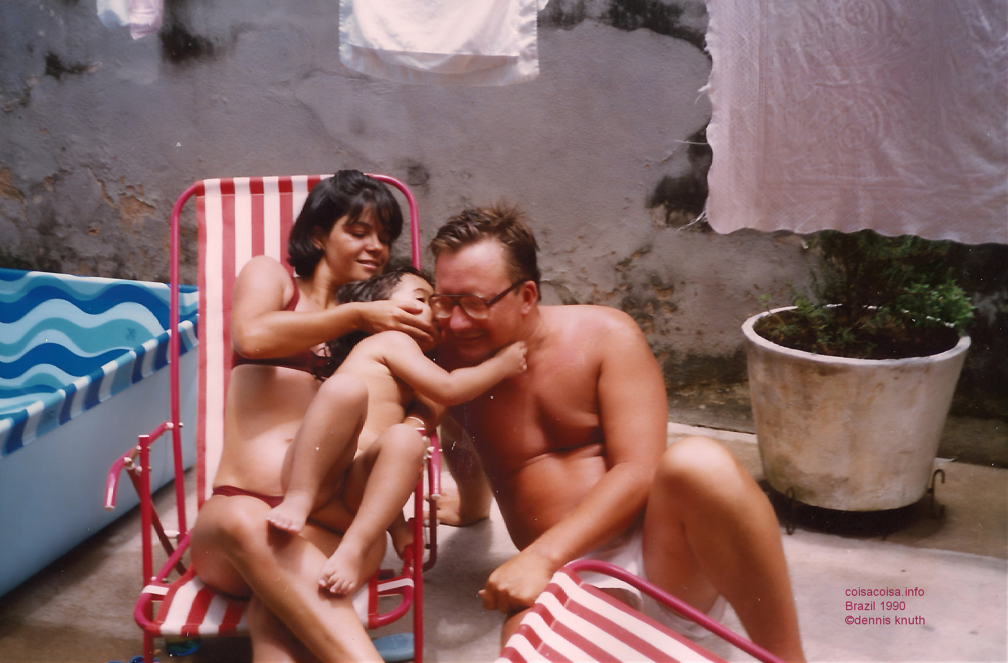 1990_01_belo_swim_helenice_viv_dennis_2.jpg (large)