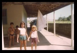 1990_01_castelhanos_dudu_and_girls_01_2.jpg