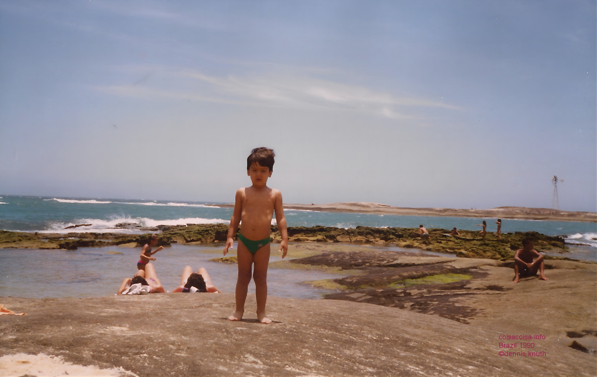 1990_01_guarapari_beach_guigui_01.jpg (large)