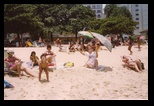1990_01_guarapari_beach_dennis_helenice_04.jpg