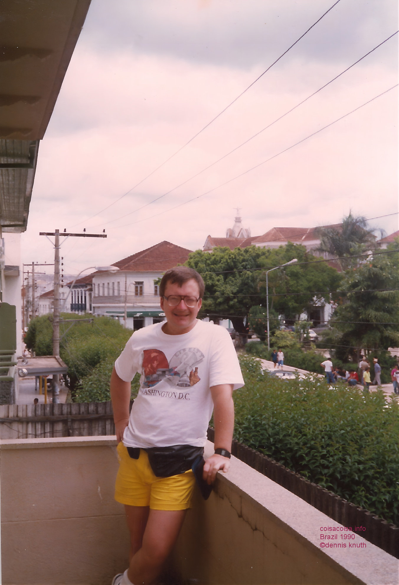 1990_01_oliviera_dennis_01_2.jpg (large)