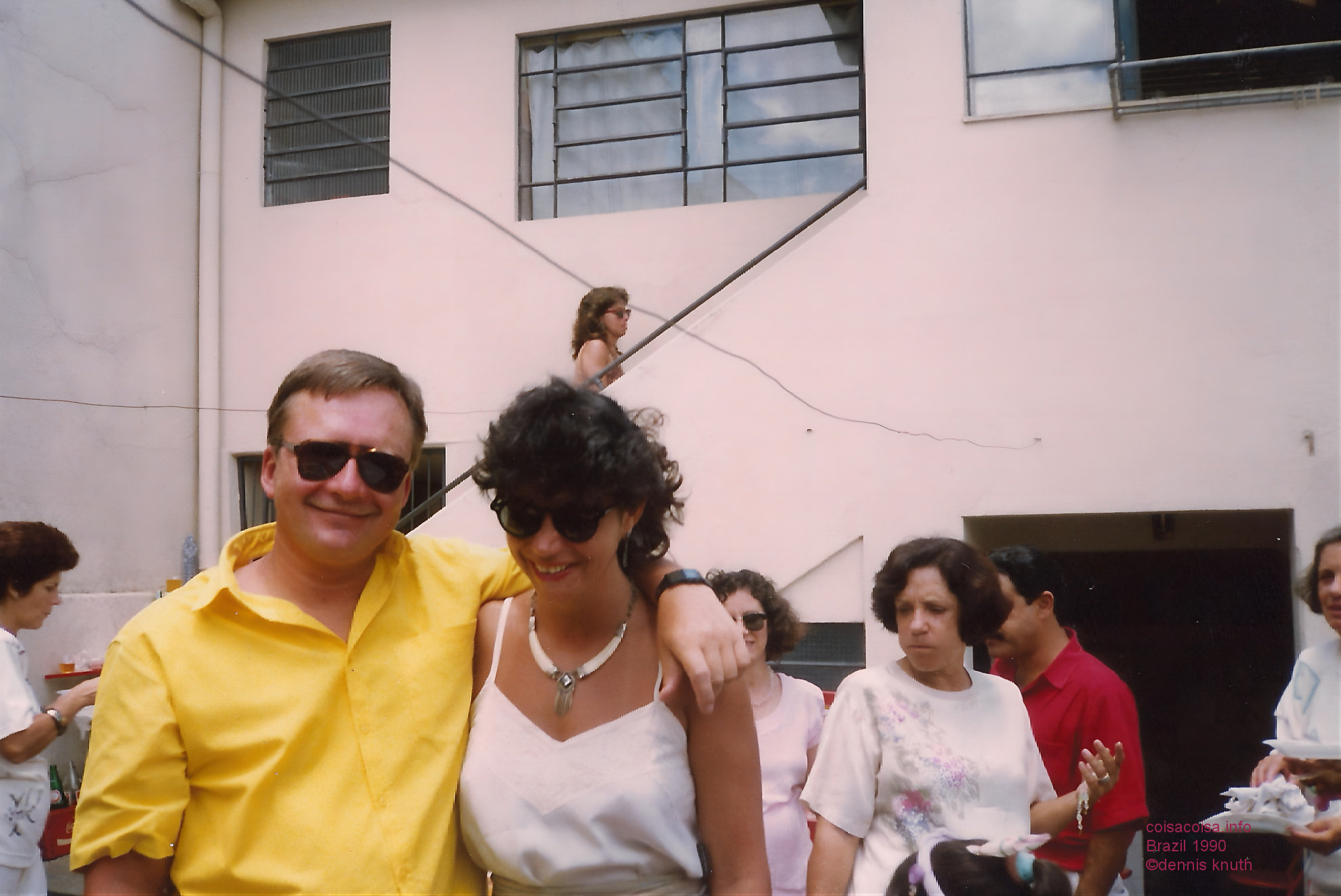 1990_01_oliviera_dennis_valeria_vicentina_01_2.jpg (large)