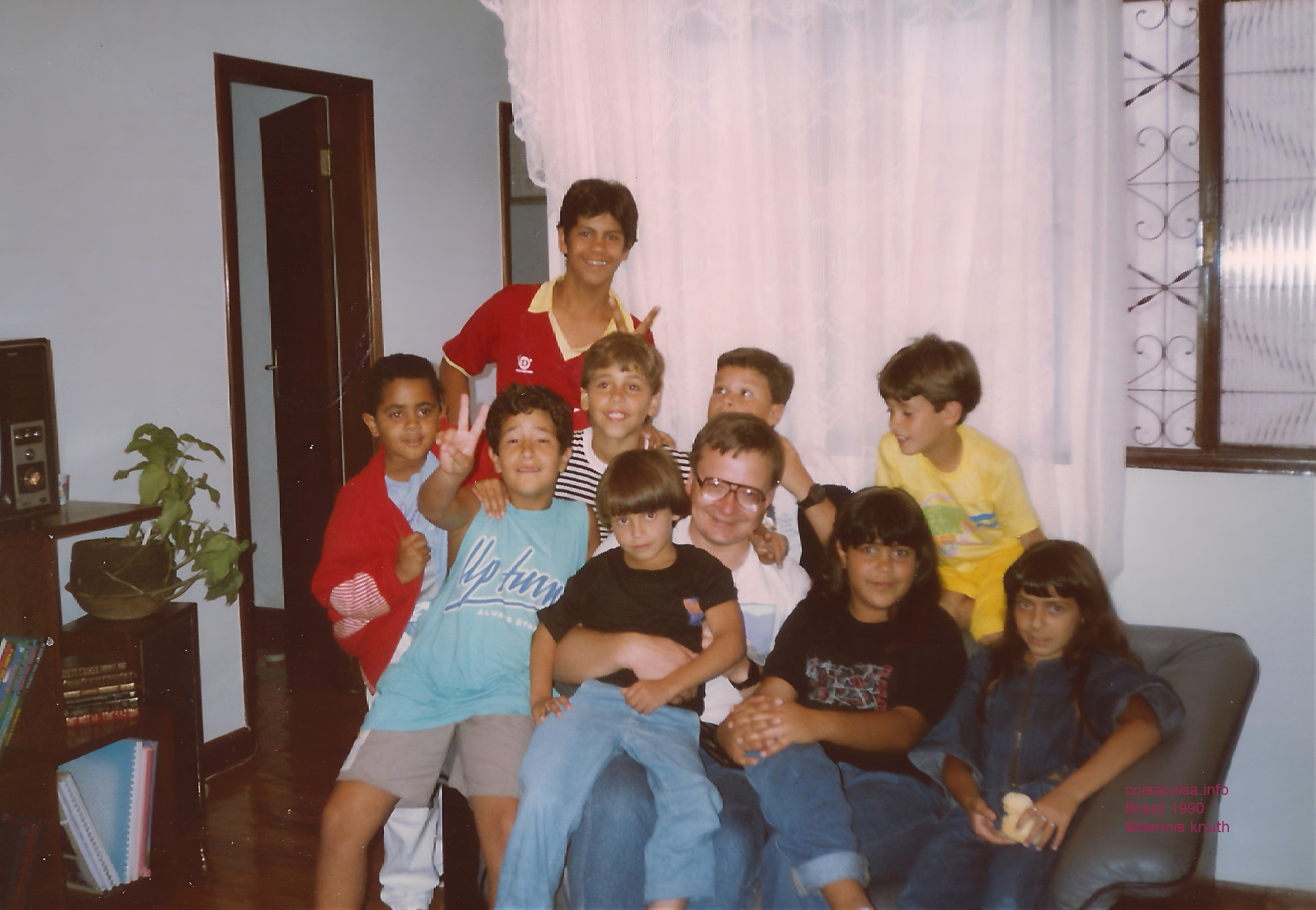 1990_01_oliviera_neices_and_nephews_04_2.jpg (large)