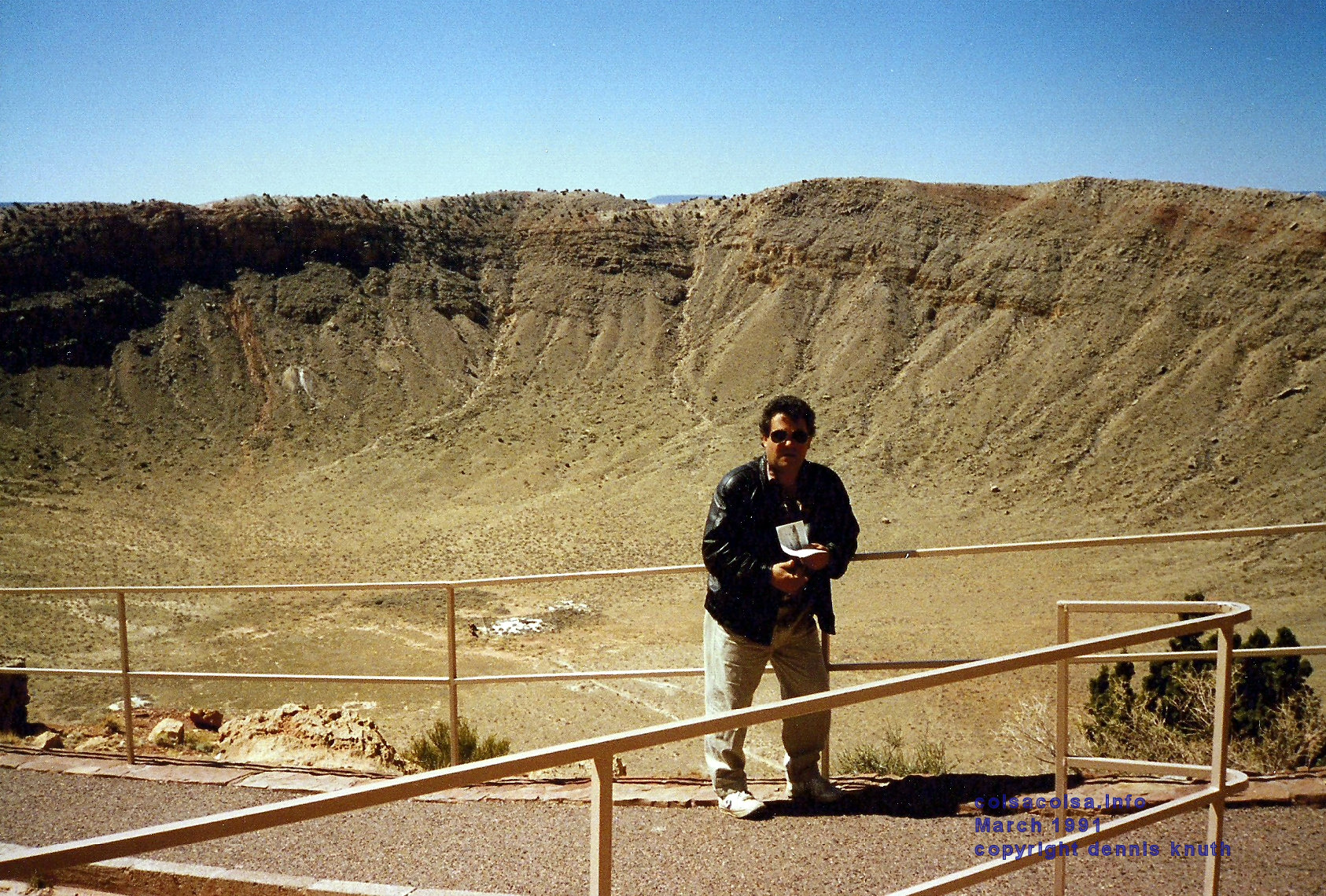 meteor_crator_02_helton.jpg large)