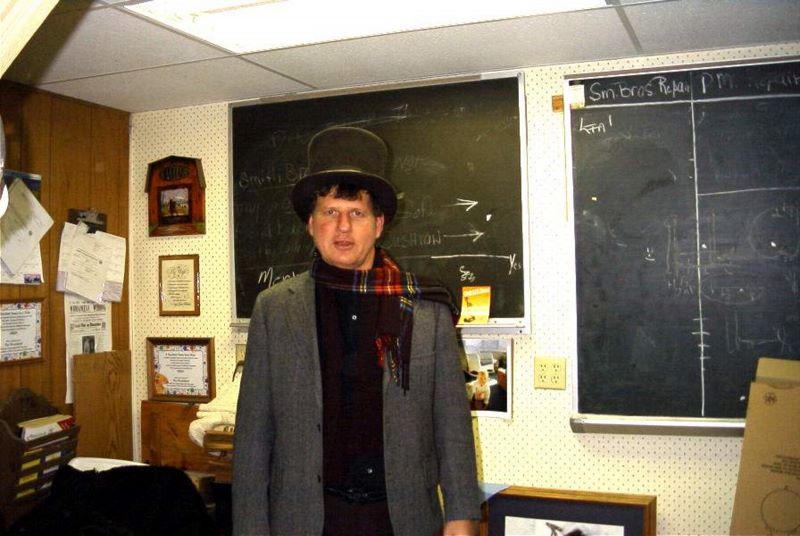 Carol hatted Tom Randall