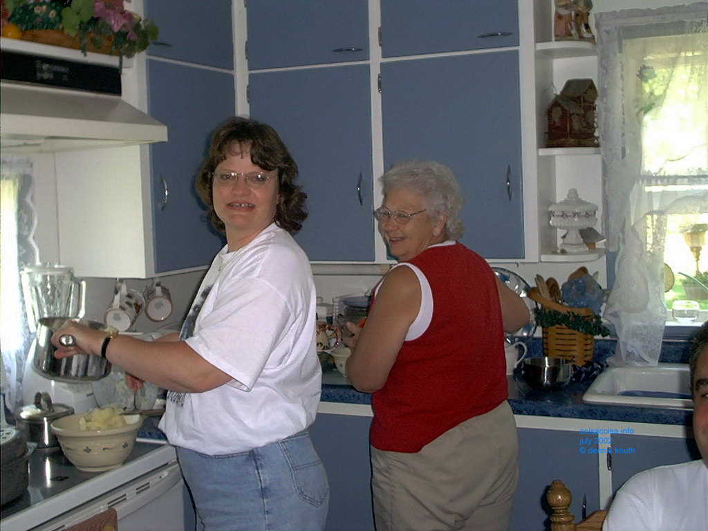 Ardith and Sherri in the Kitchen