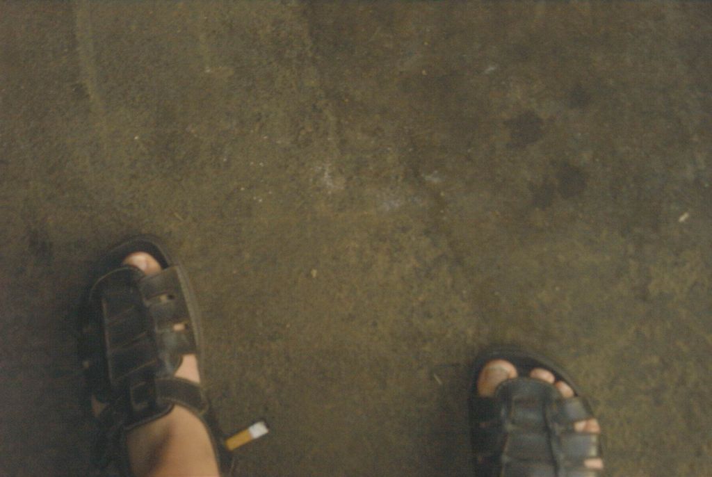 Dennis feet