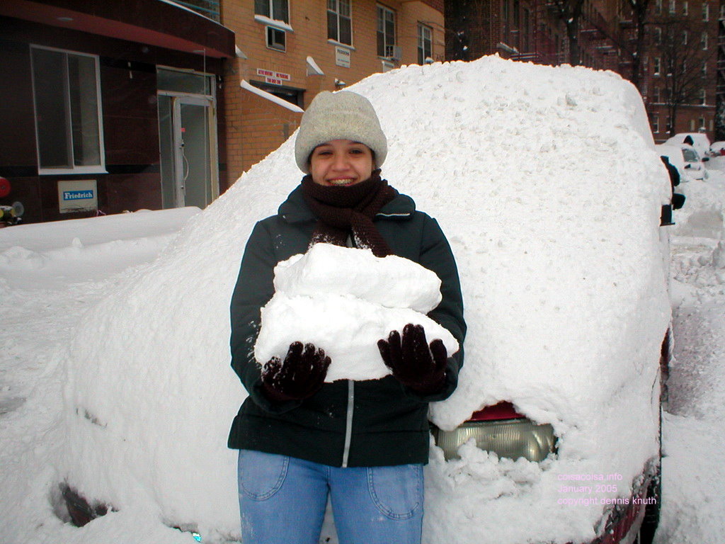 Thaissa and snow blocks