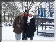 Lea with the sisters