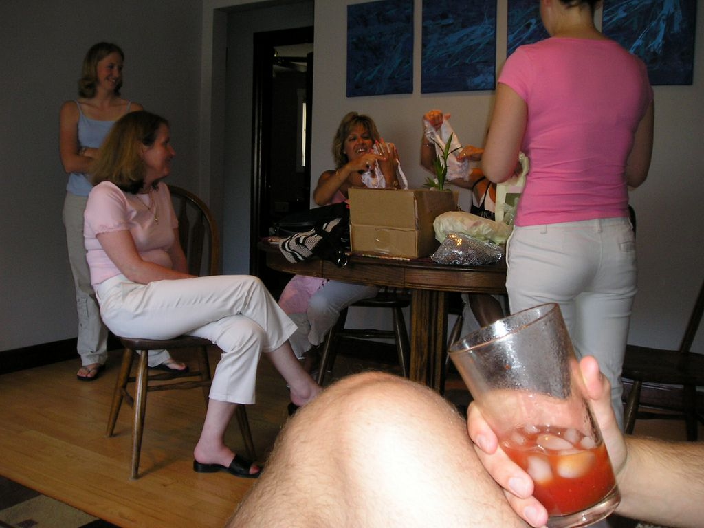 2005_07_10_julias_bachlorette_13.jpg (large)