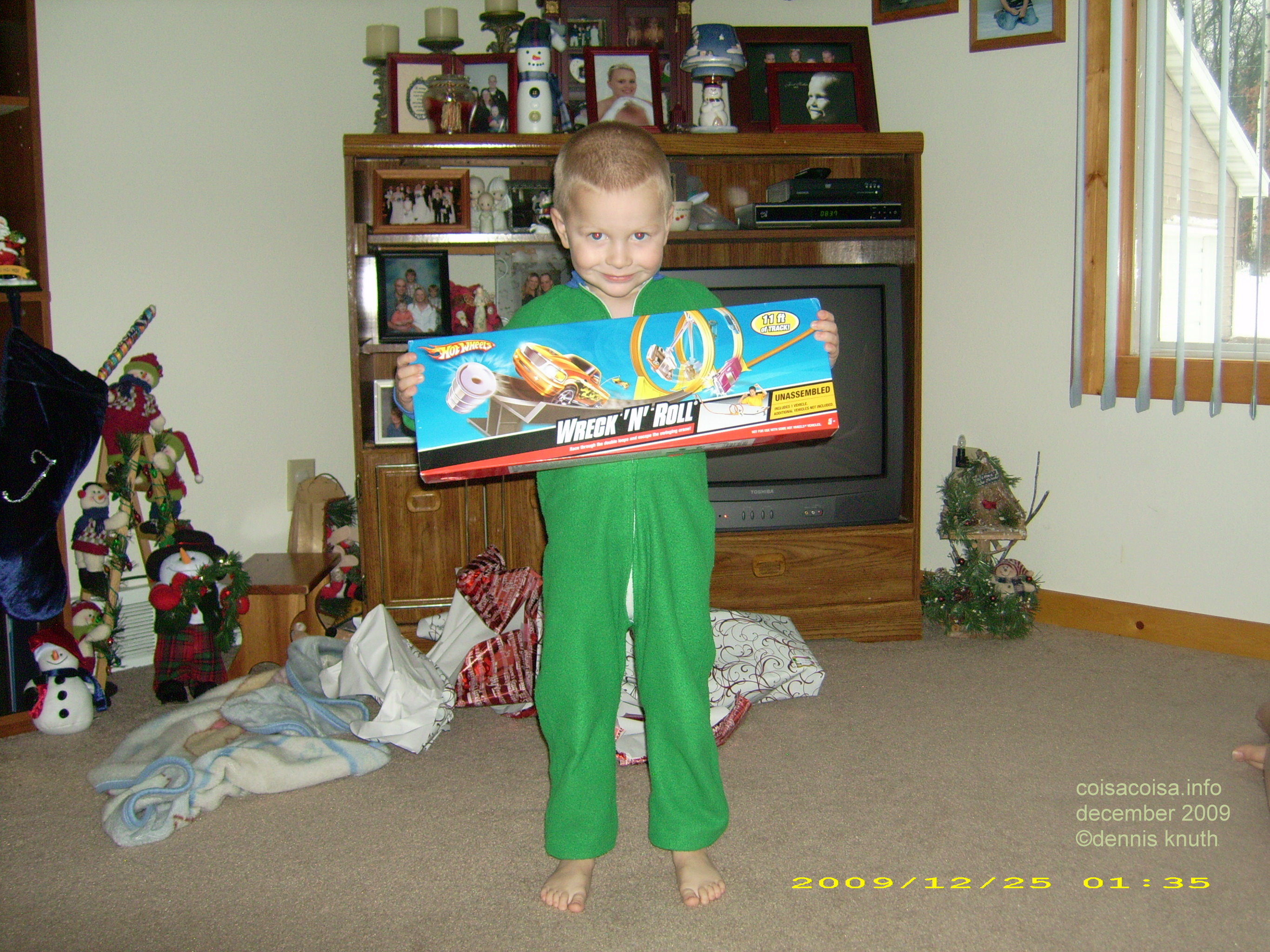 2009_12_25_n_k_moore_christmas_14.jpg (large)