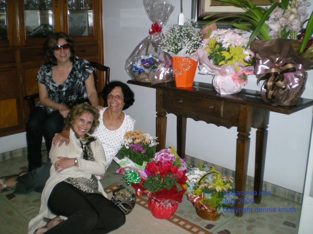 Donna with the flowers