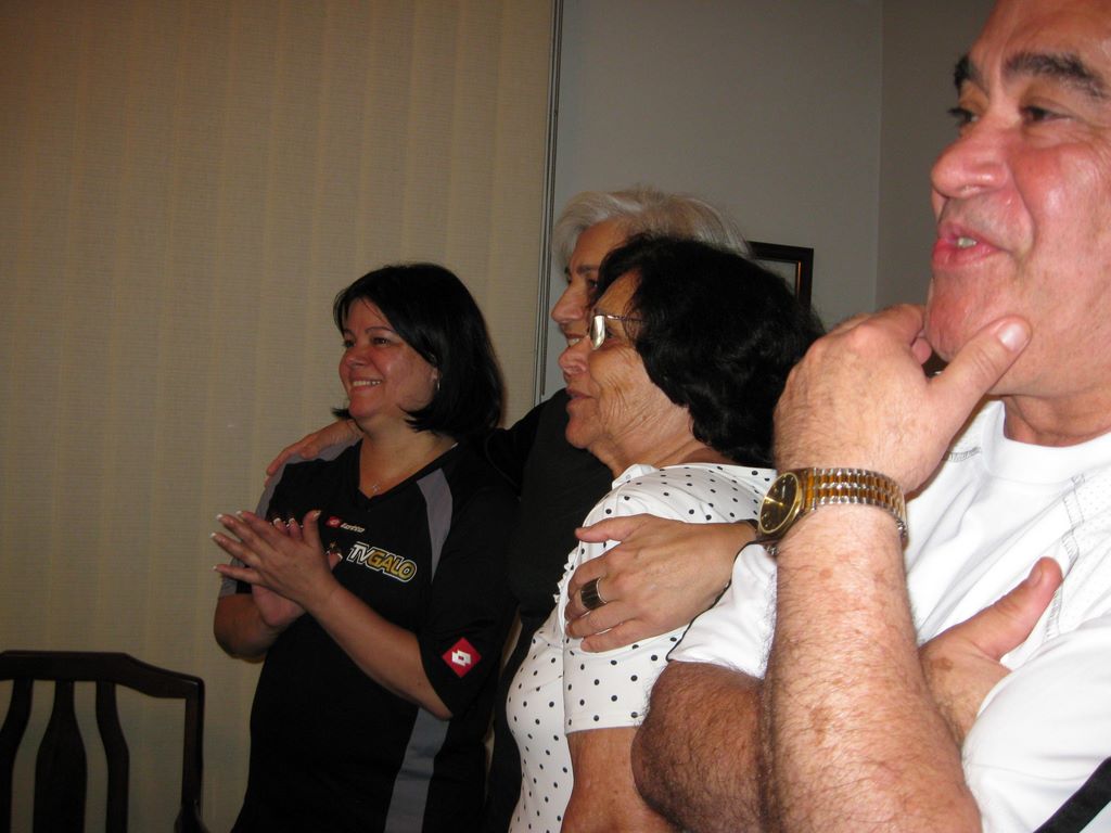 Family appreciating the Kings Messengers
