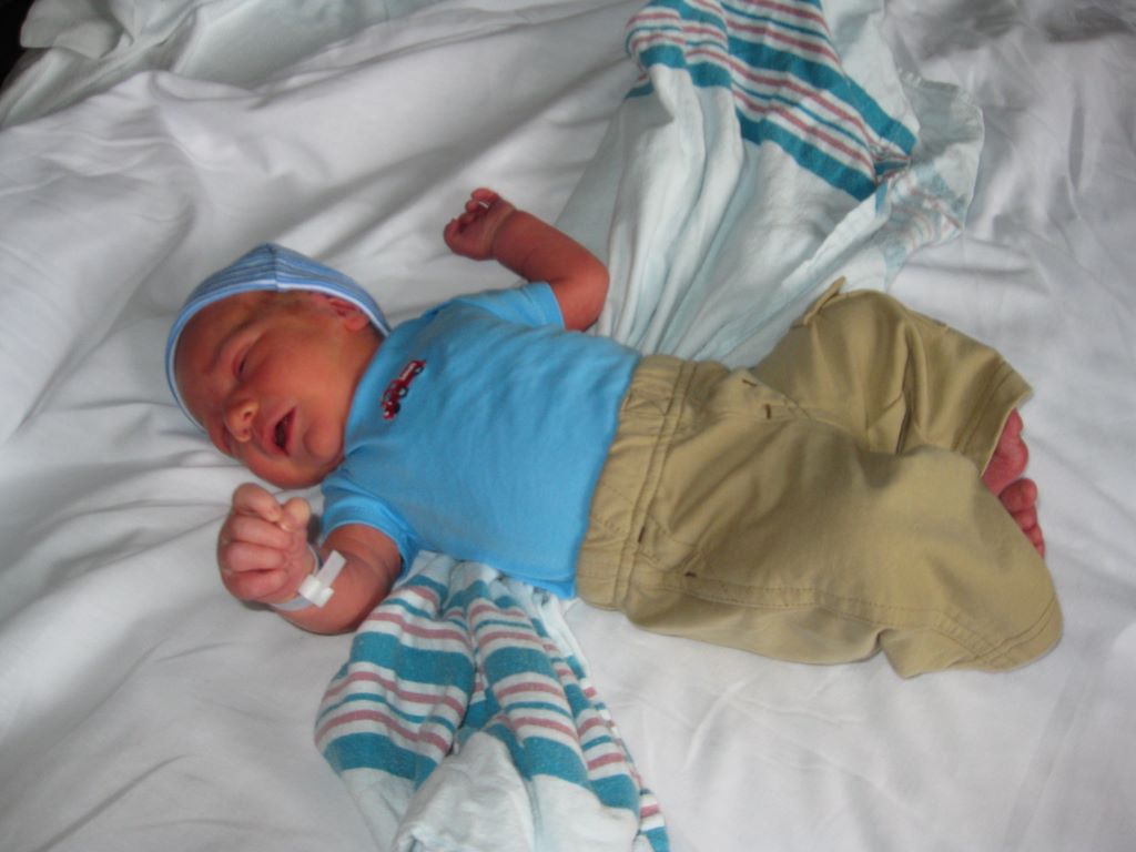 2010_07_28_coliin_moore_birth_bday_38.jpg (large)