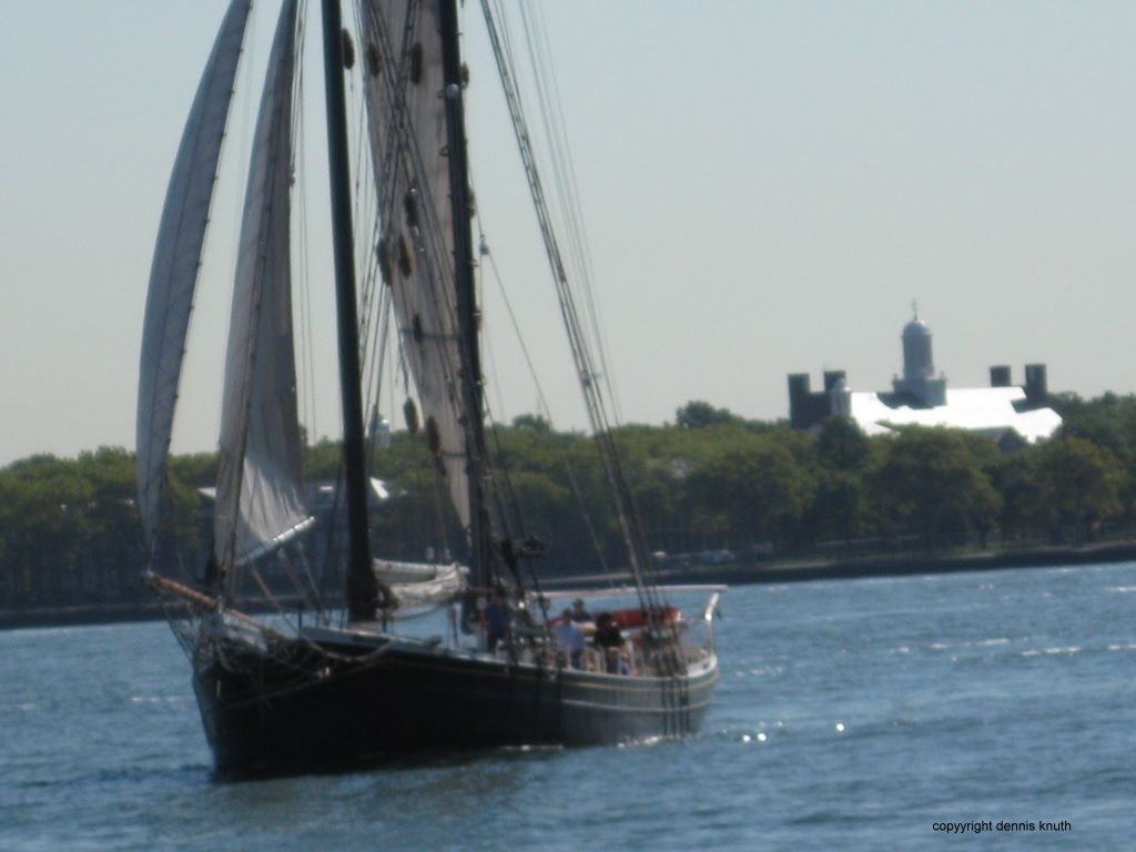 Manhattan Scooner (large)