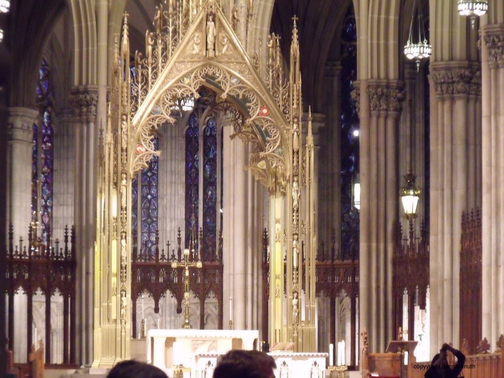 Side Altar of Gold