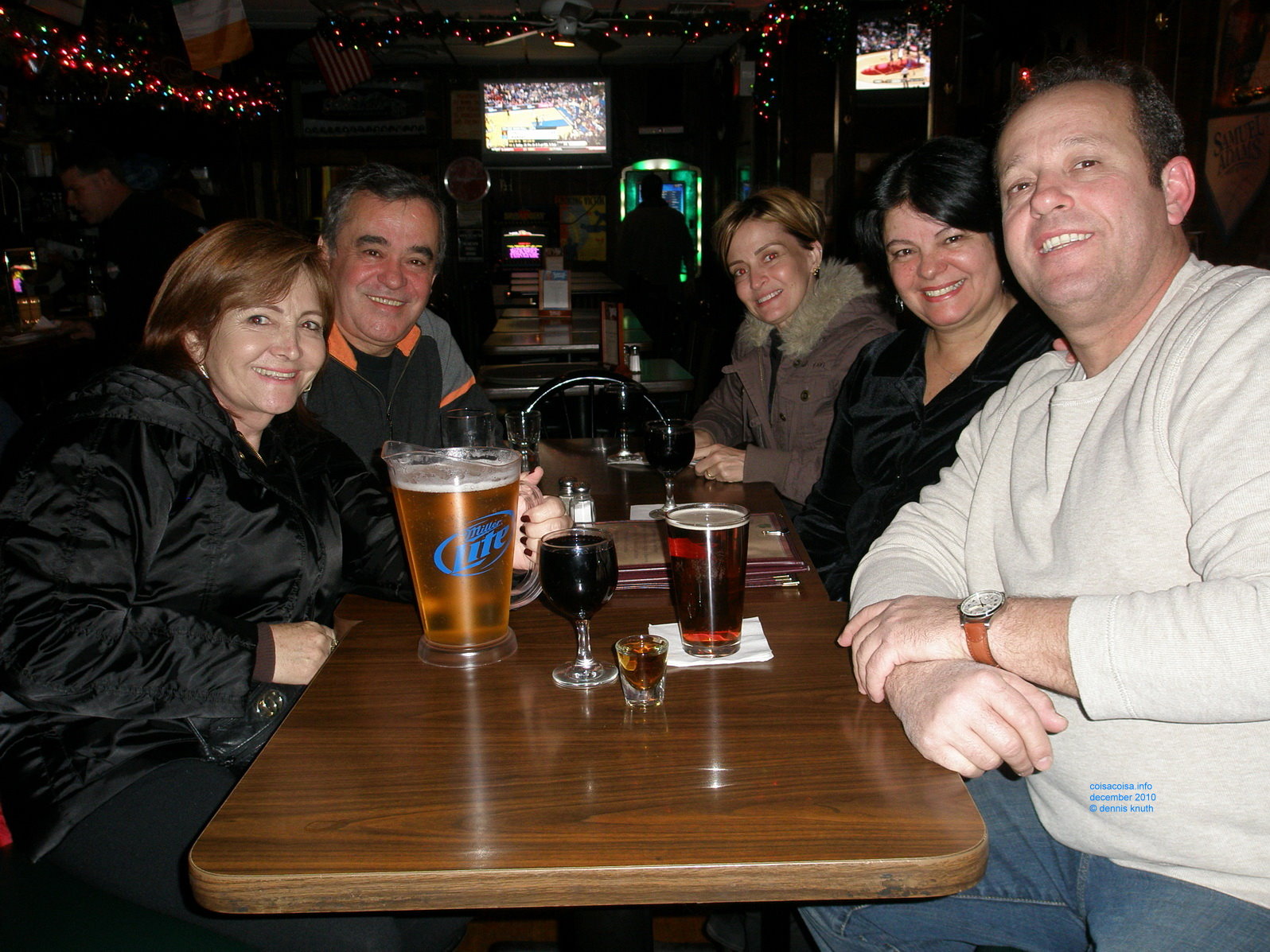 Lisette and Concincha at Cassidy's