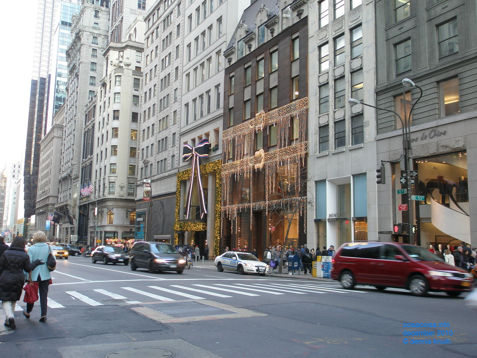 New York Christmas Store on 5th