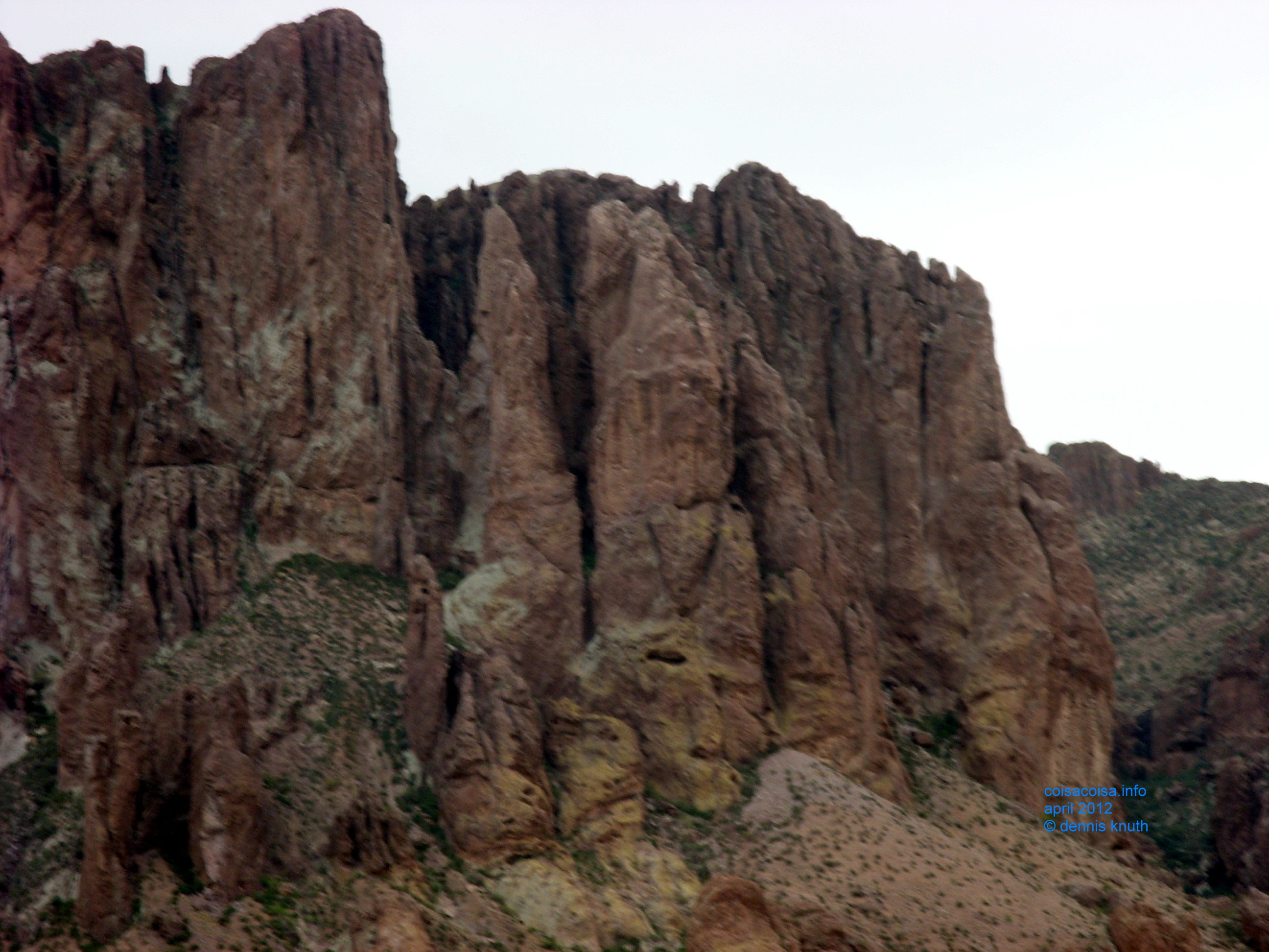 blurry mountains