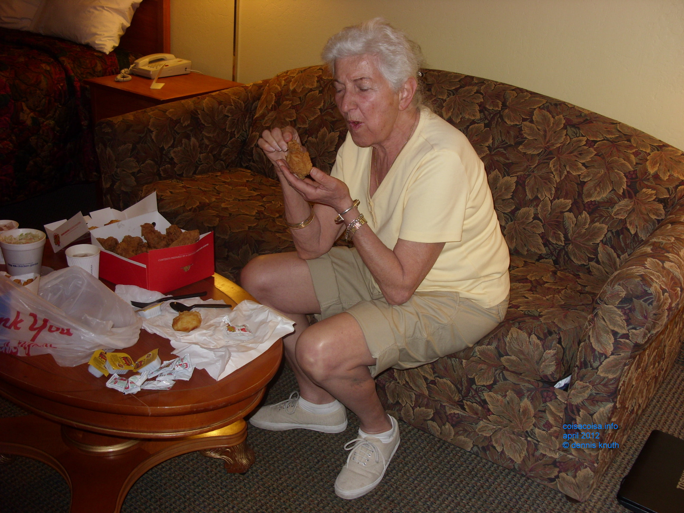 2012_04_26_f_hotel_stella_w_chruches_0001.jpg (large)