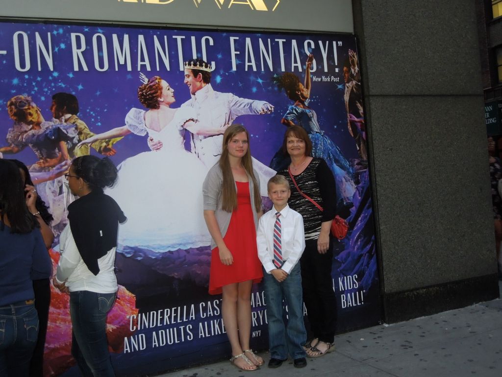 2014_09_18_broadway_nyc_058.jpg (large)