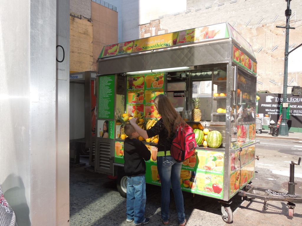 2014_09_19_helton_off_nyc_073.jpg (large)