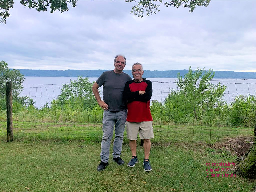 Helton and Ronaldo along the Mississippi